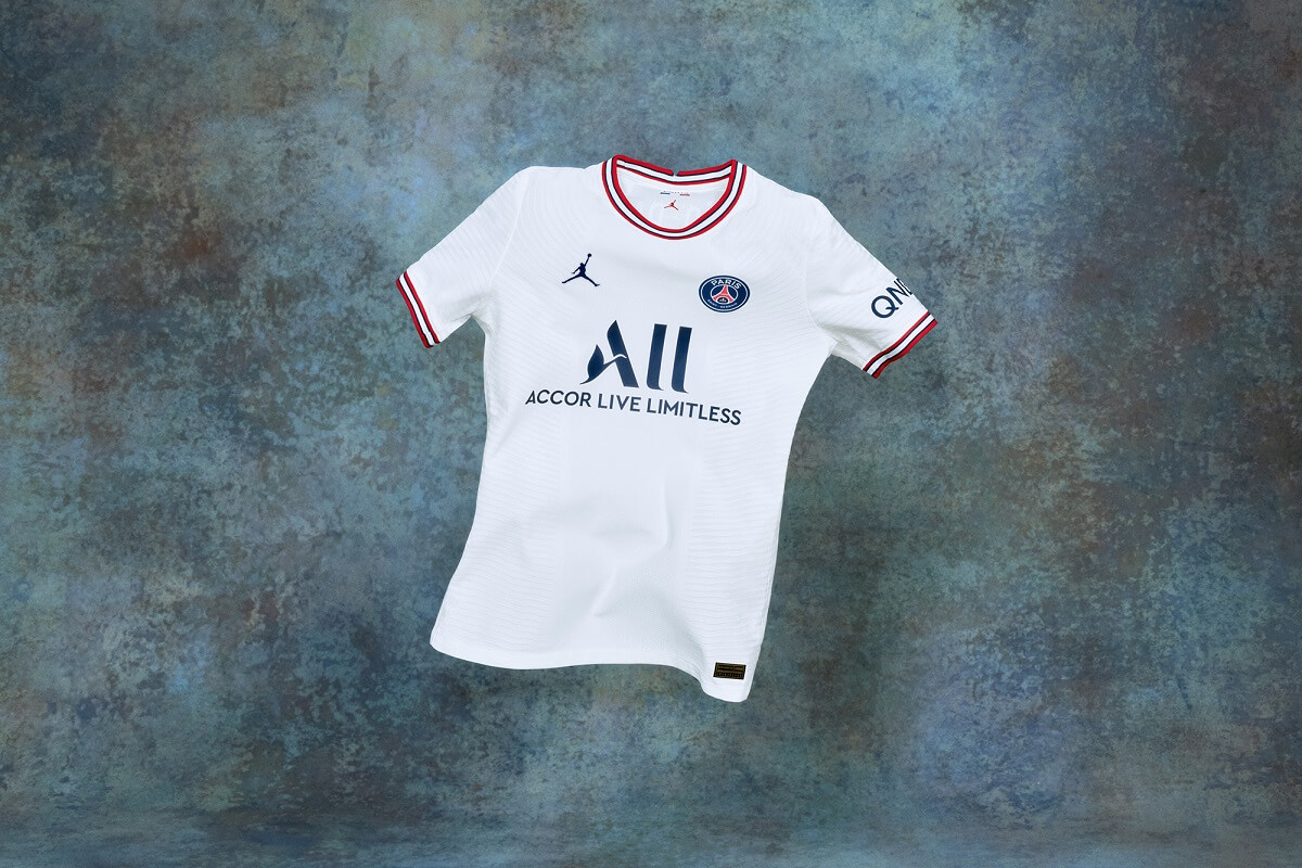 PSG fourth jersey