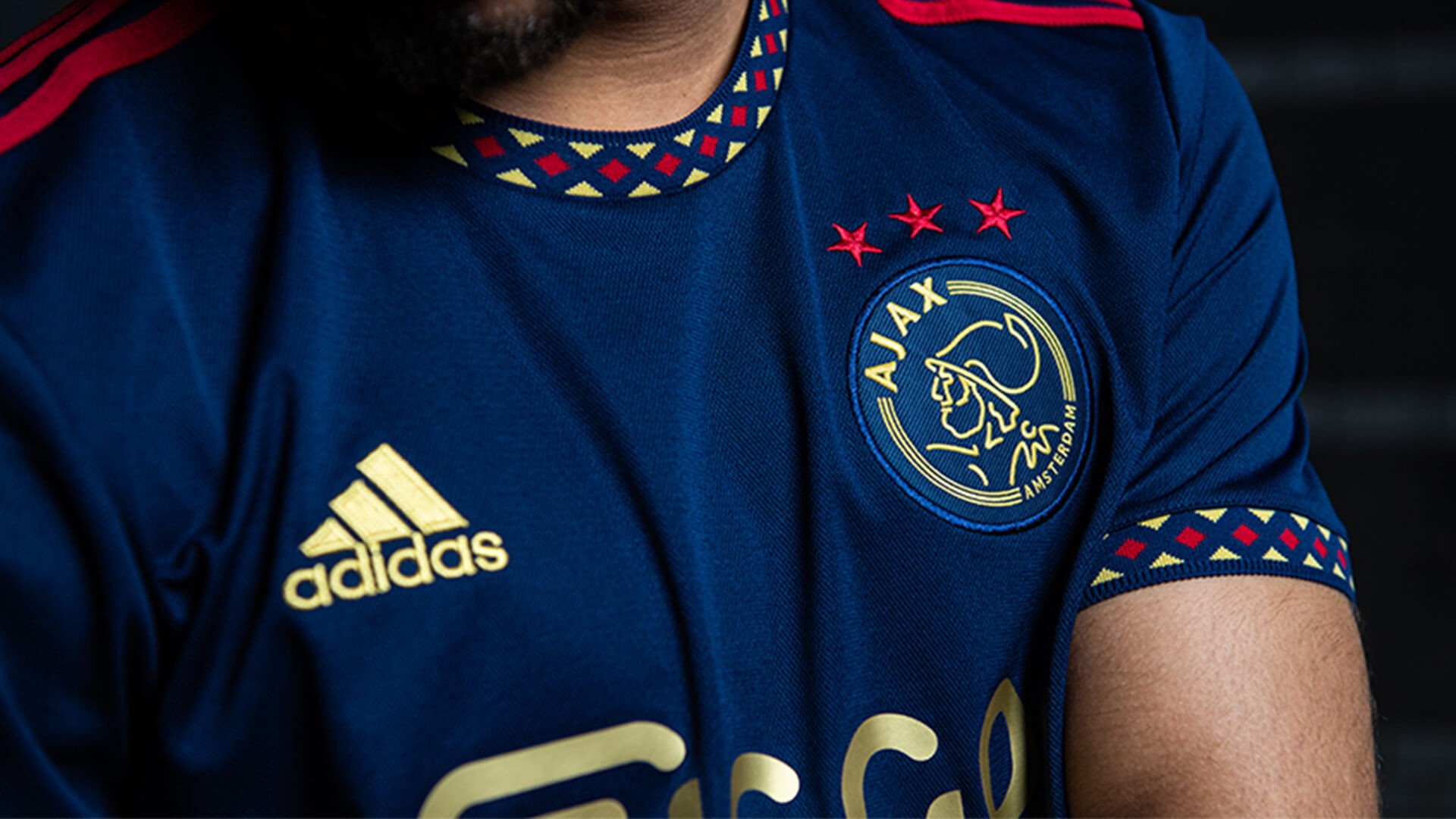 ajax jersey away.jpg